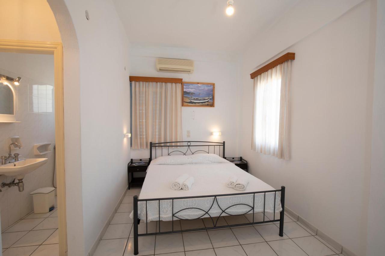 Rita Rooms Sifnos Platis Gialos  エクステリア 写真