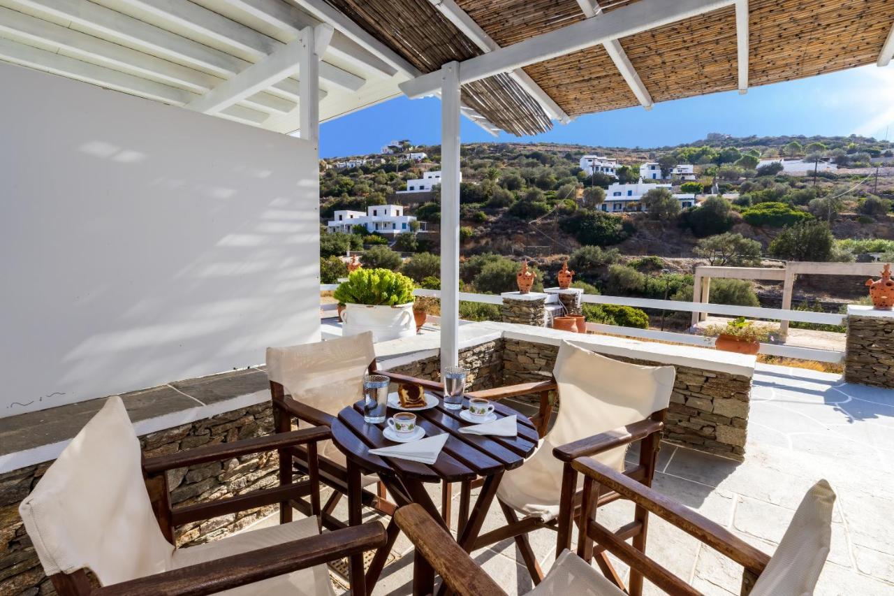 Rita Rooms Sifnos Platis Gialos  エクステリア 写真