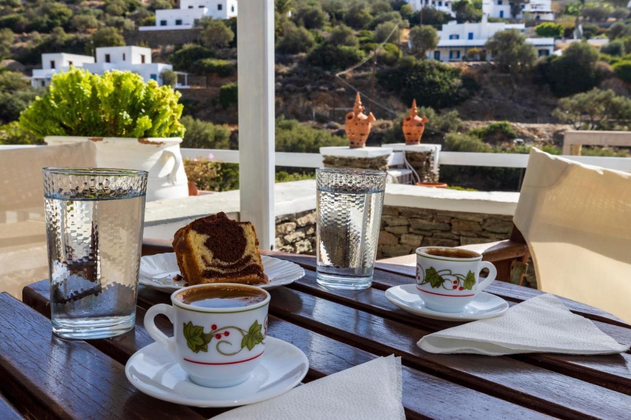 Rita Rooms Sifnos Platis Gialos  エクステリア 写真